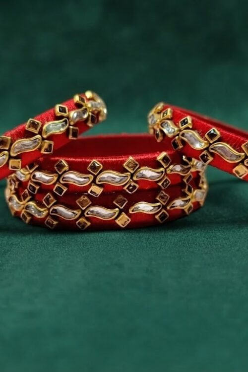Red silk thread kade